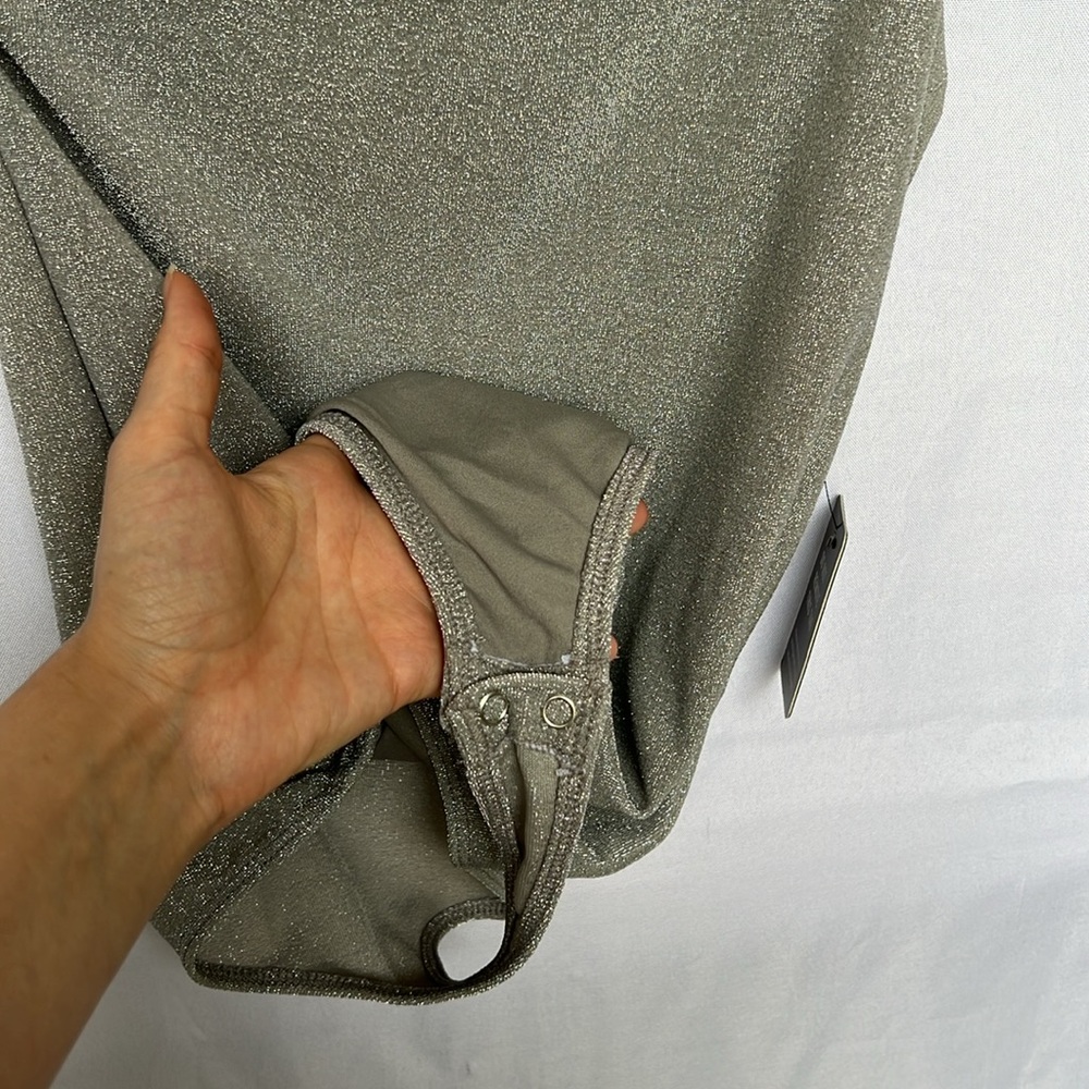 Express One-Shoulder Bodysuit - Picture 5 of 8